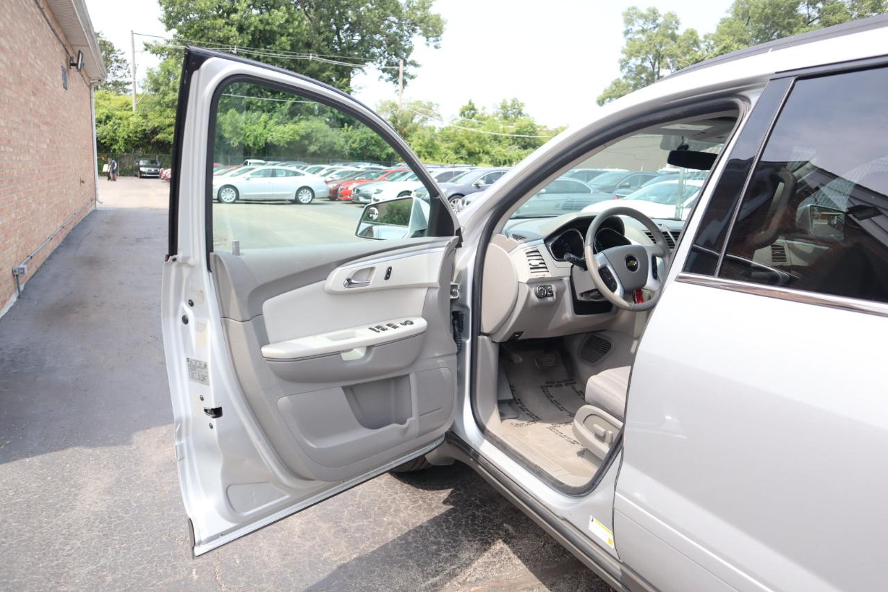 Chevrolet Traverse LT AWD 2012