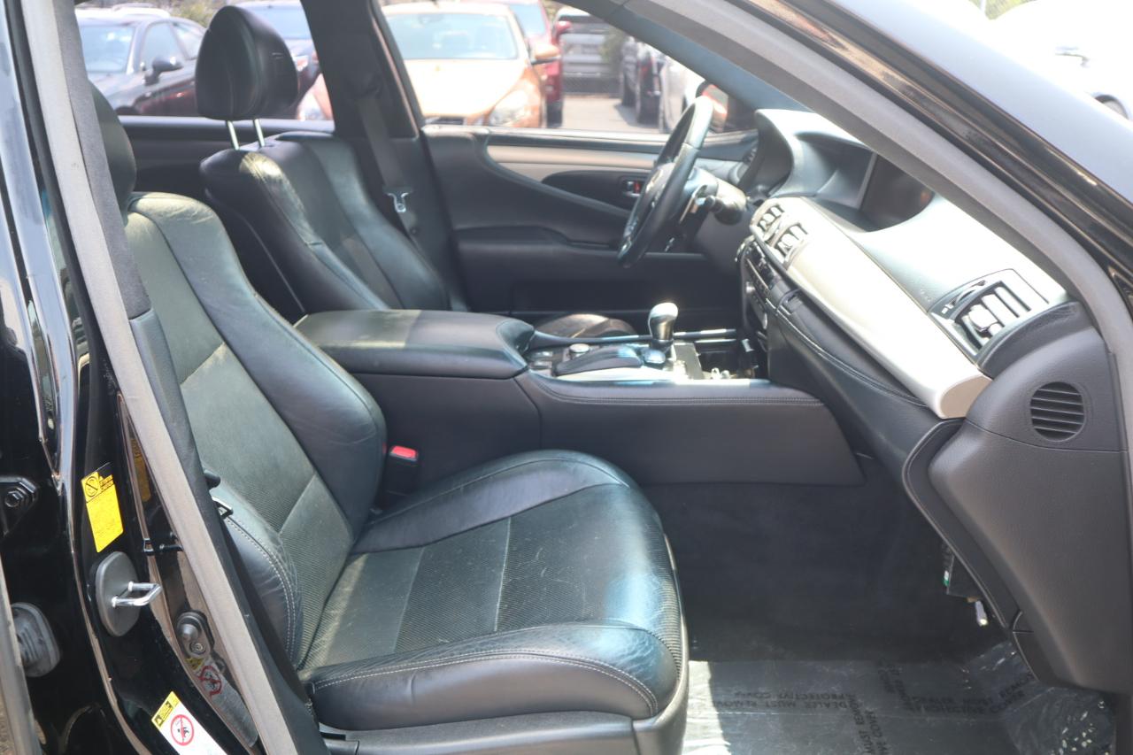 Lexus LS 460 Luxury Sedan AWD 2013