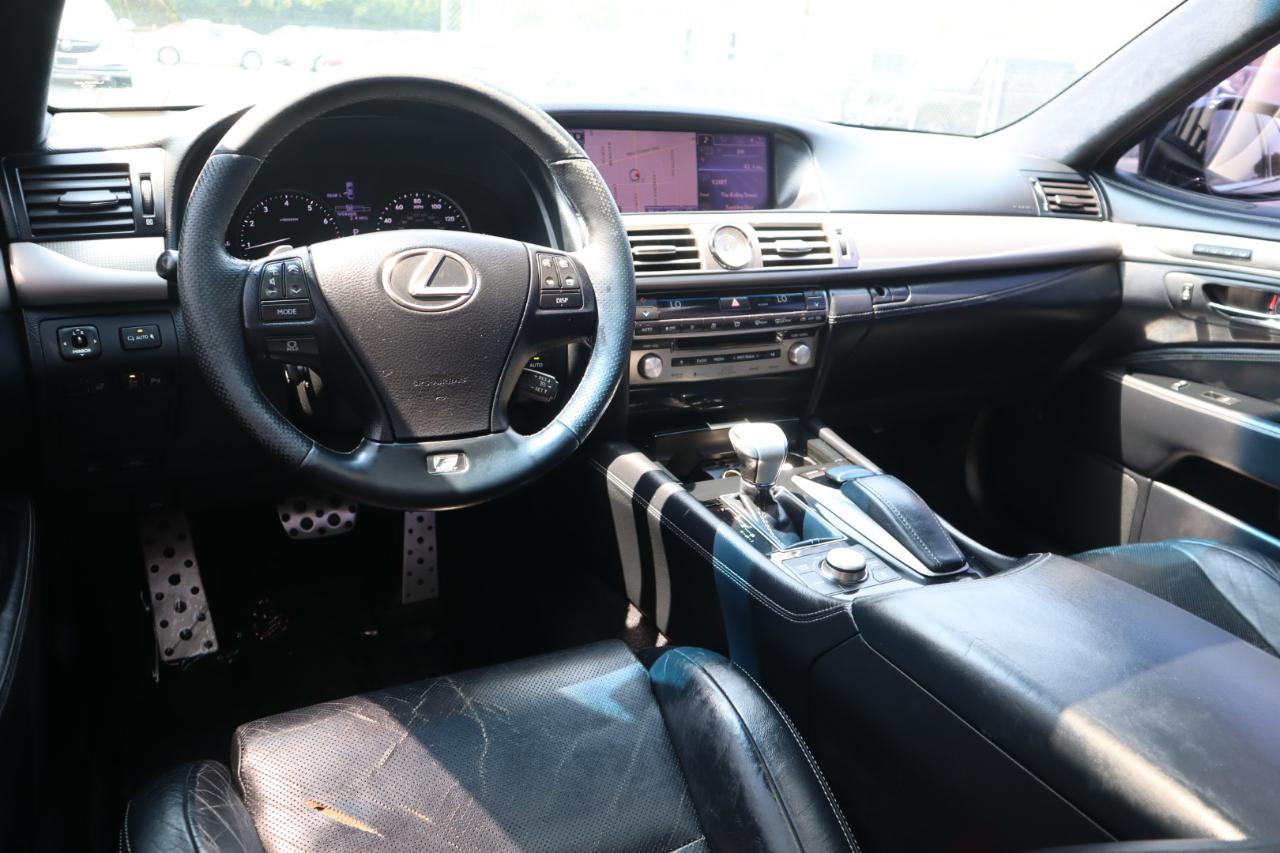Lexus LS 460 Luxury Sedan AWD 2013