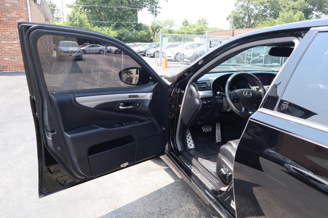 Lexus LS 460 Luxury Sedan AWD 2013