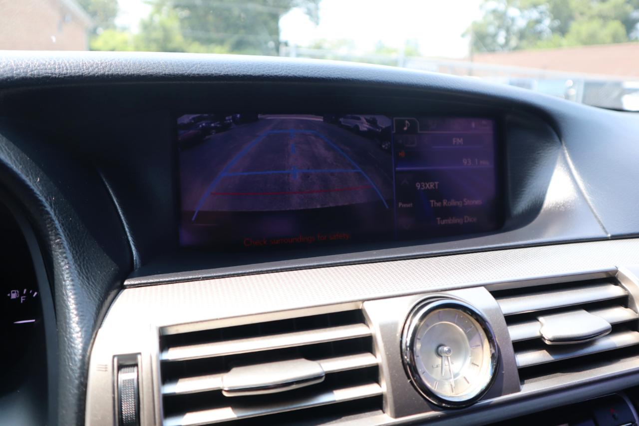 Lexus LS 460 Luxury Sedan AWD 2013