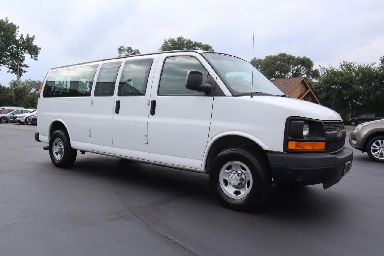 Chevrolet Express LS 3500 Extended 2007