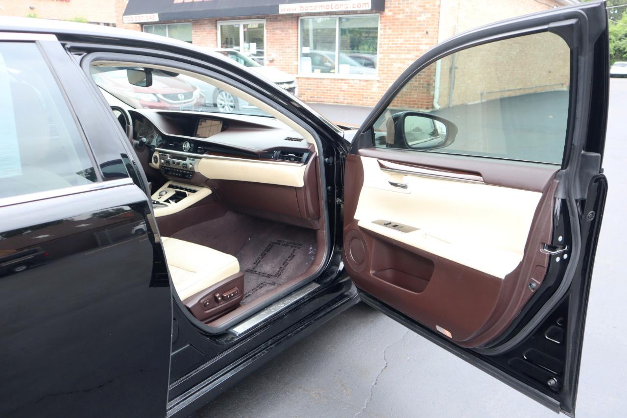 Lexus ES 350 Sedan 2016