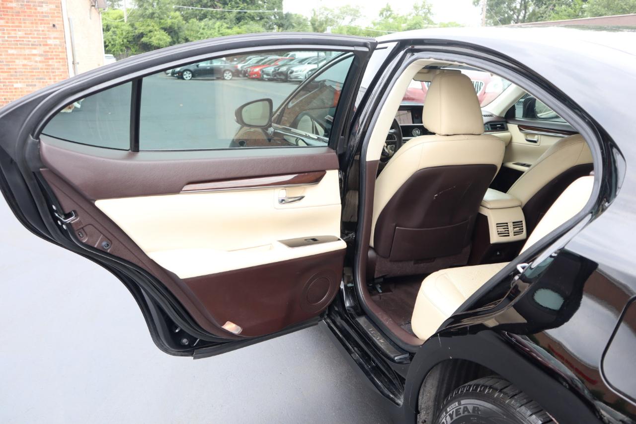 Lexus ES 350 Sedan 2016
