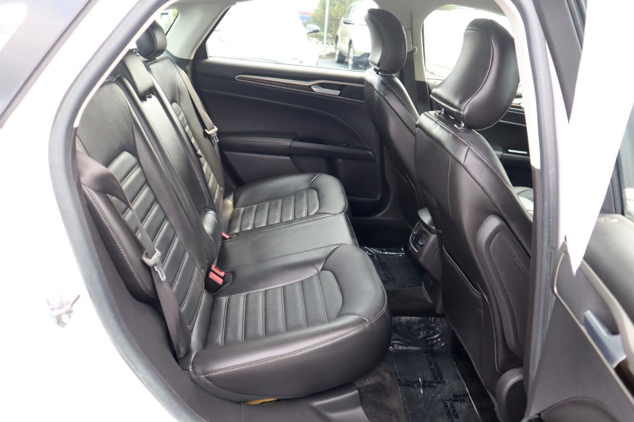 Ford Fusion SE 2015