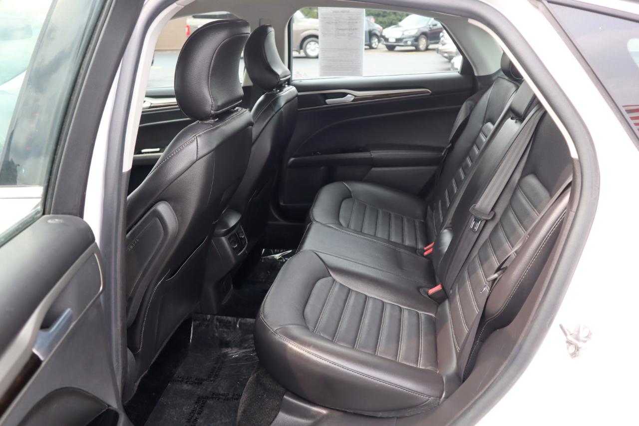Ford Fusion SE 2015