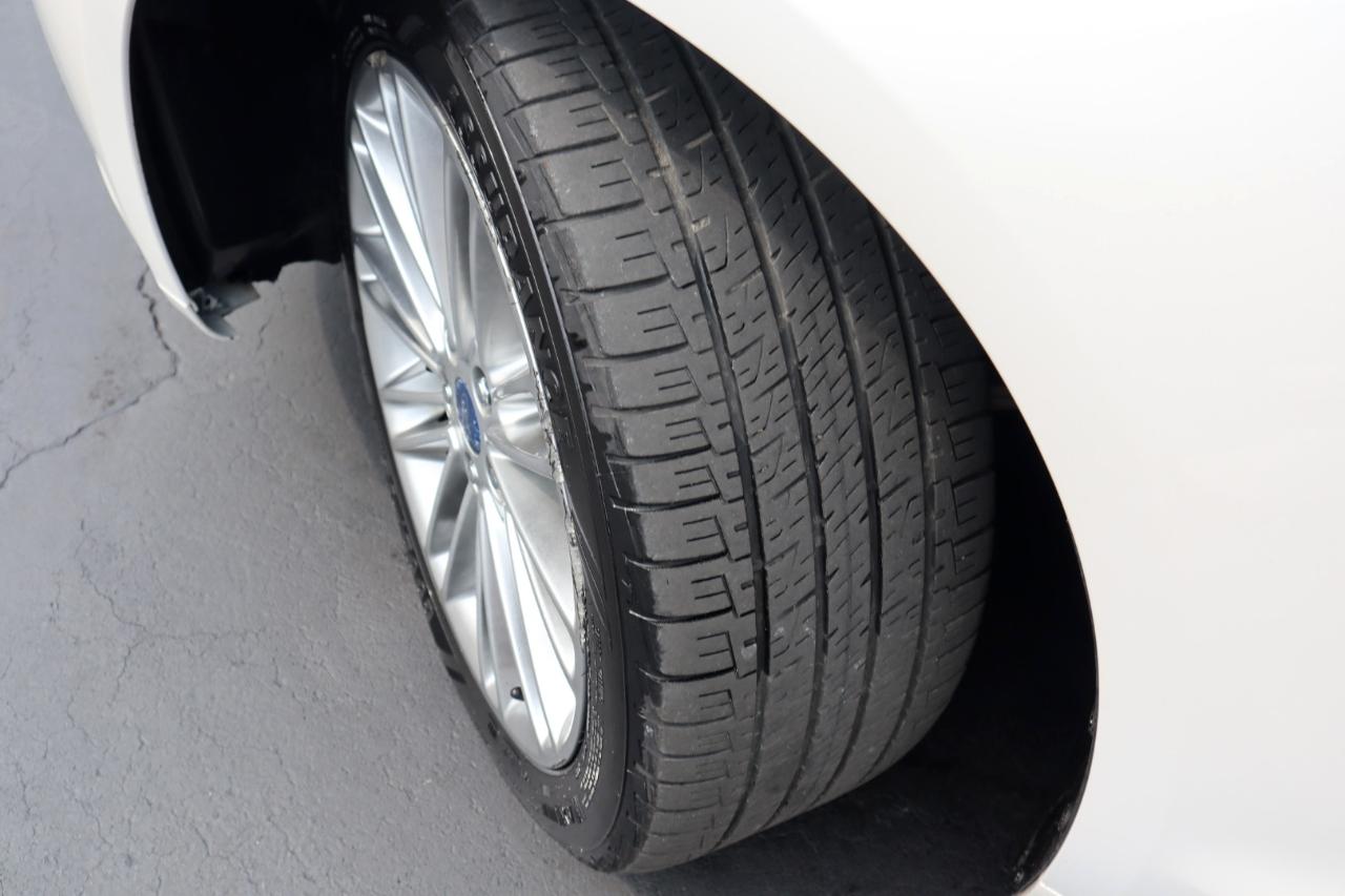 Ford Fusion SE 2015