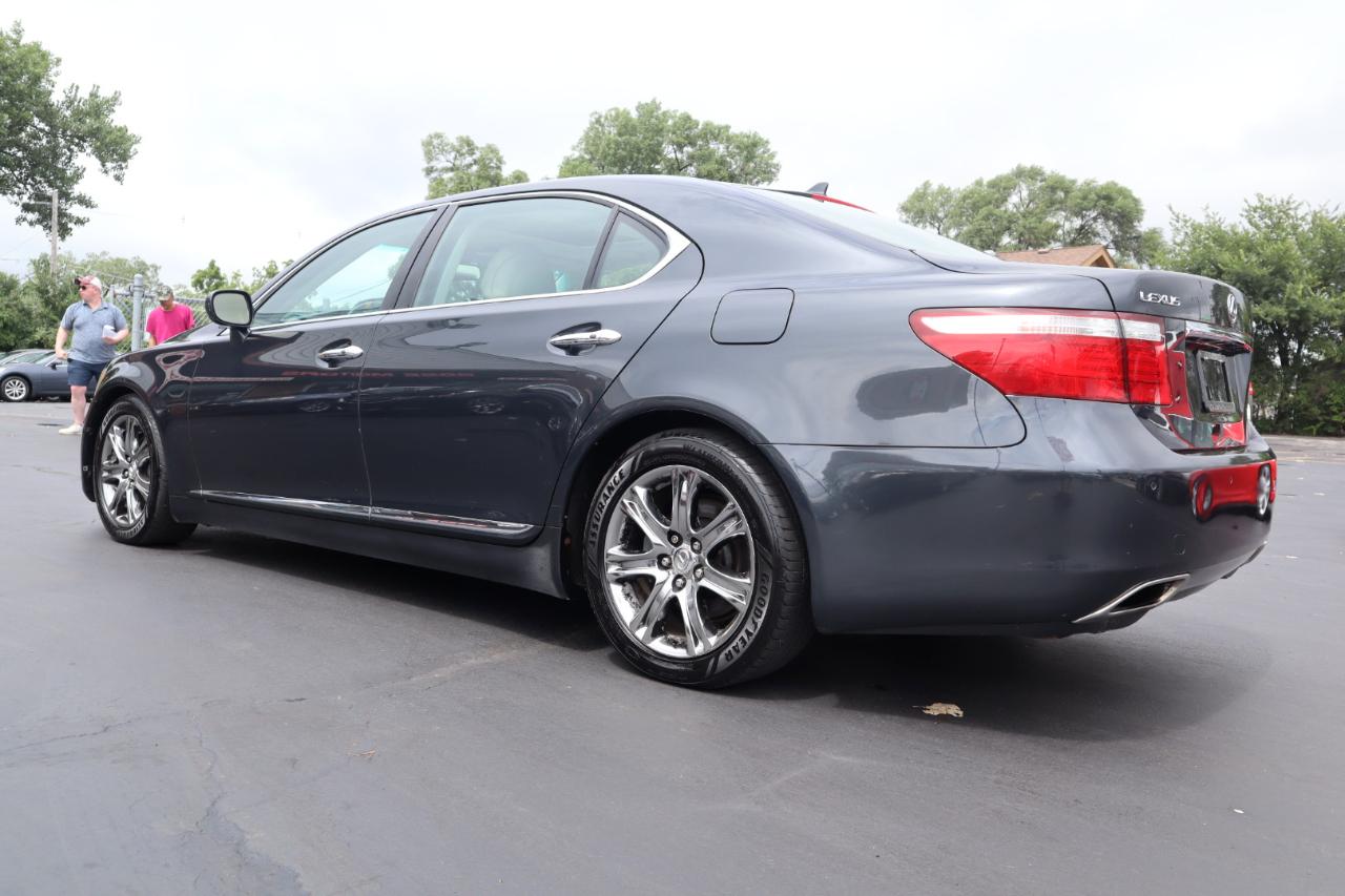Lexus LS 460 L Luxury Sedan 2007