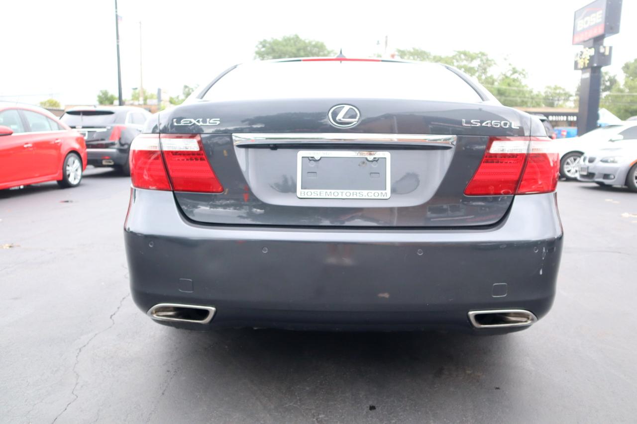 Lexus LS 460 L Luxury Sedan 2007