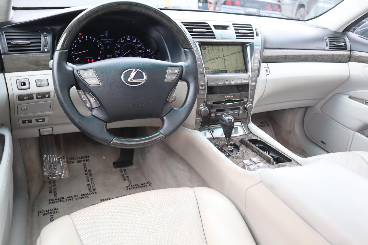 Lexus LS 460 L Luxury Sedan 2007