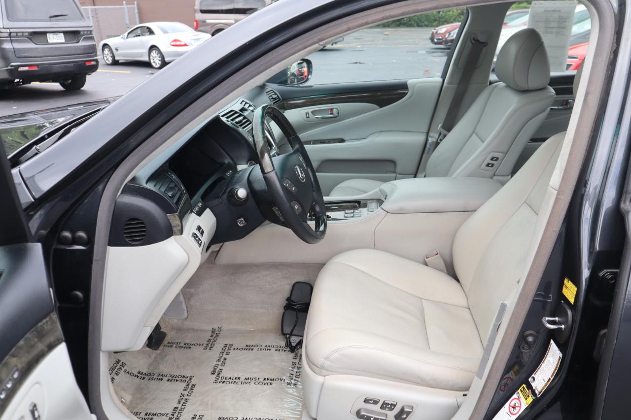 Lexus LS 460 L Luxury Sedan 2007