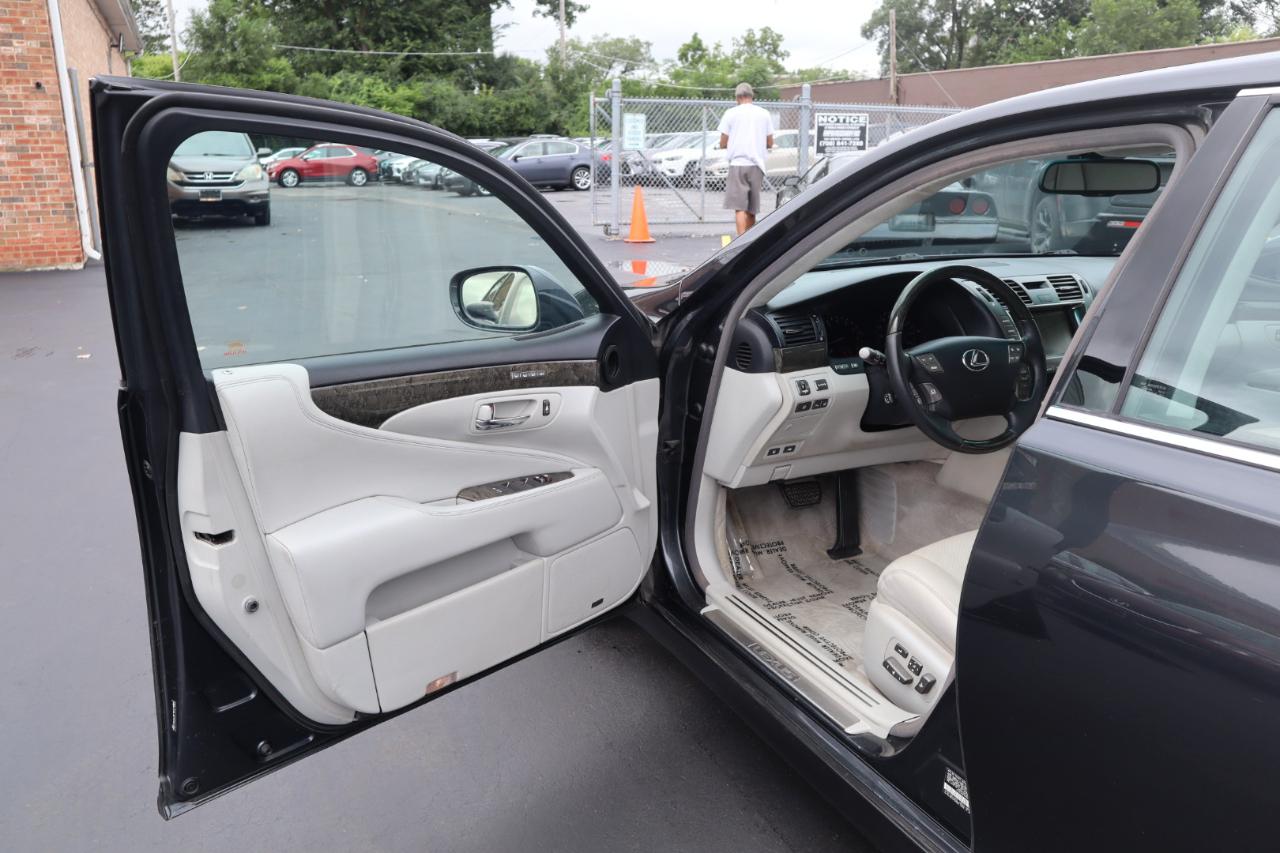 Lexus LS 460 L Luxury Sedan 2007