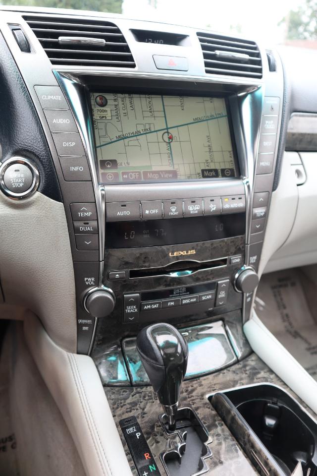 Lexus LS 460 L Luxury Sedan 2007