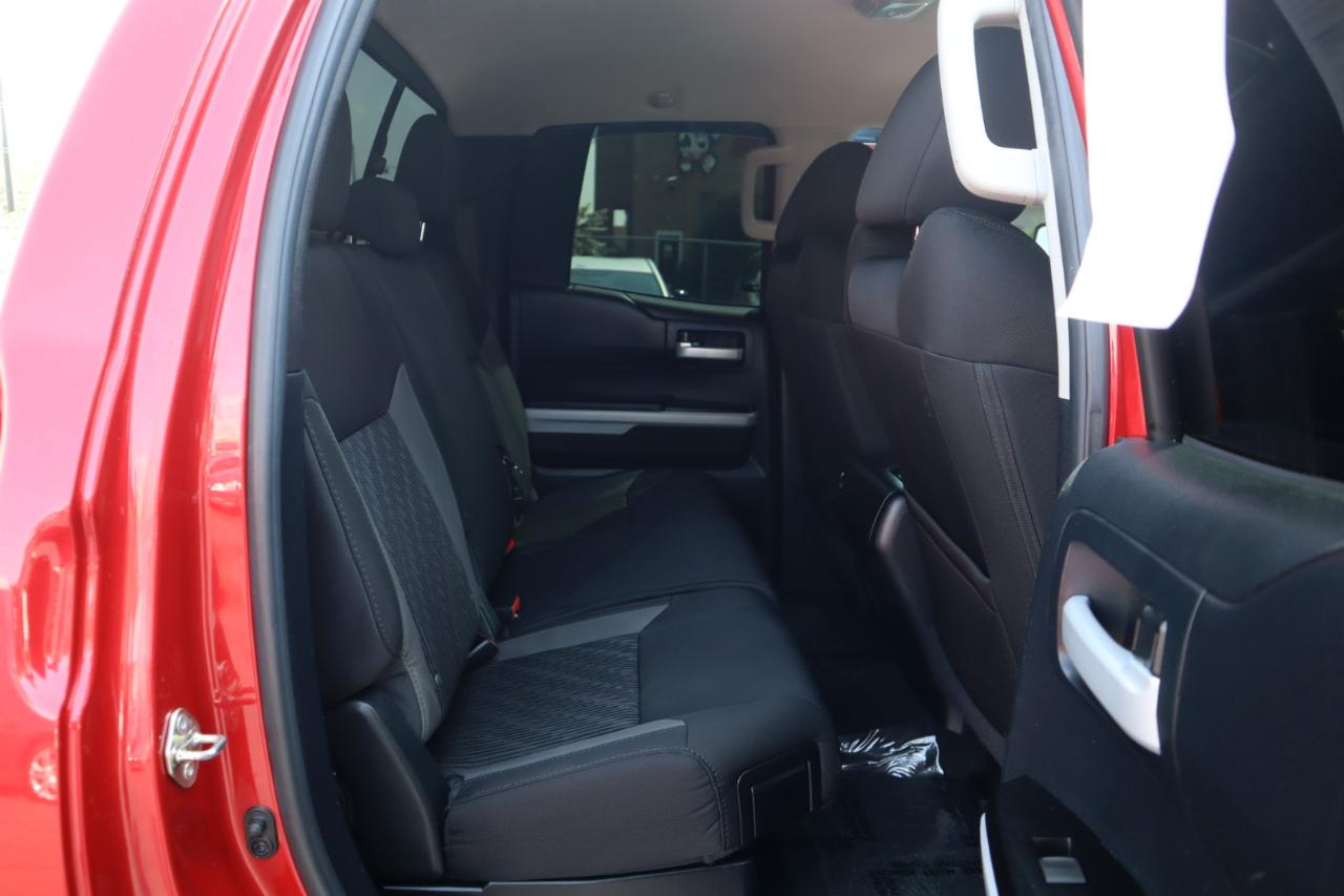 Toyota Tundra SR5 5.7L V8 Double Cab 4WD 2015