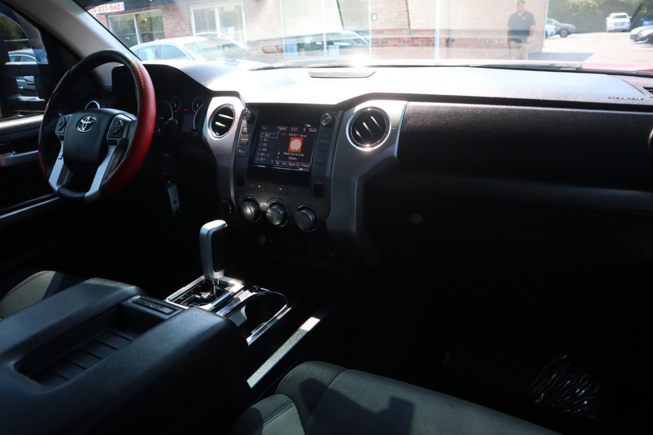 Toyota Tundra SR5 5.7L V8 Double Cab 4WD 2015