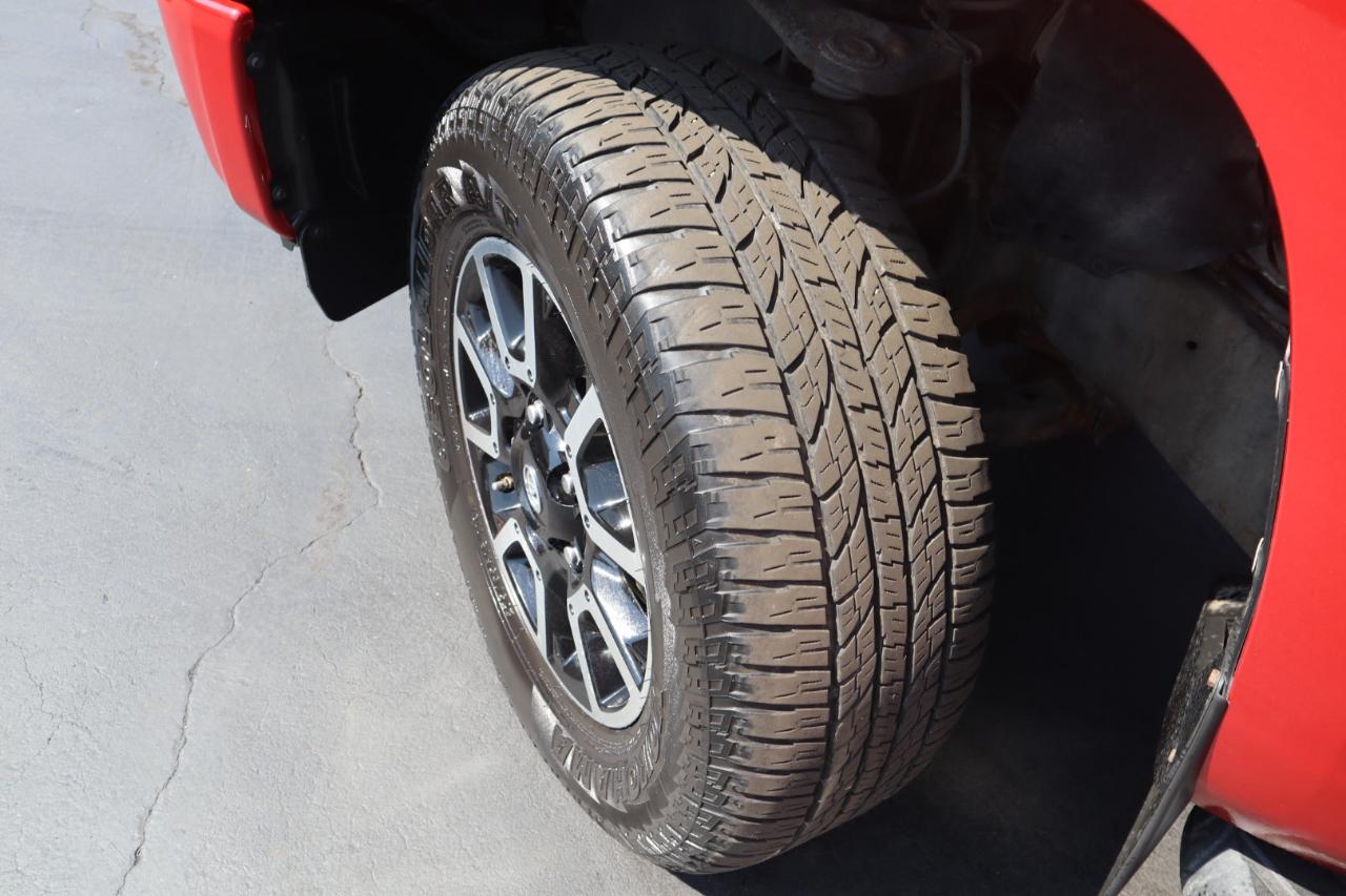 Toyota Tundra SR5 5.7L V8 Double Cab 4WD 2015