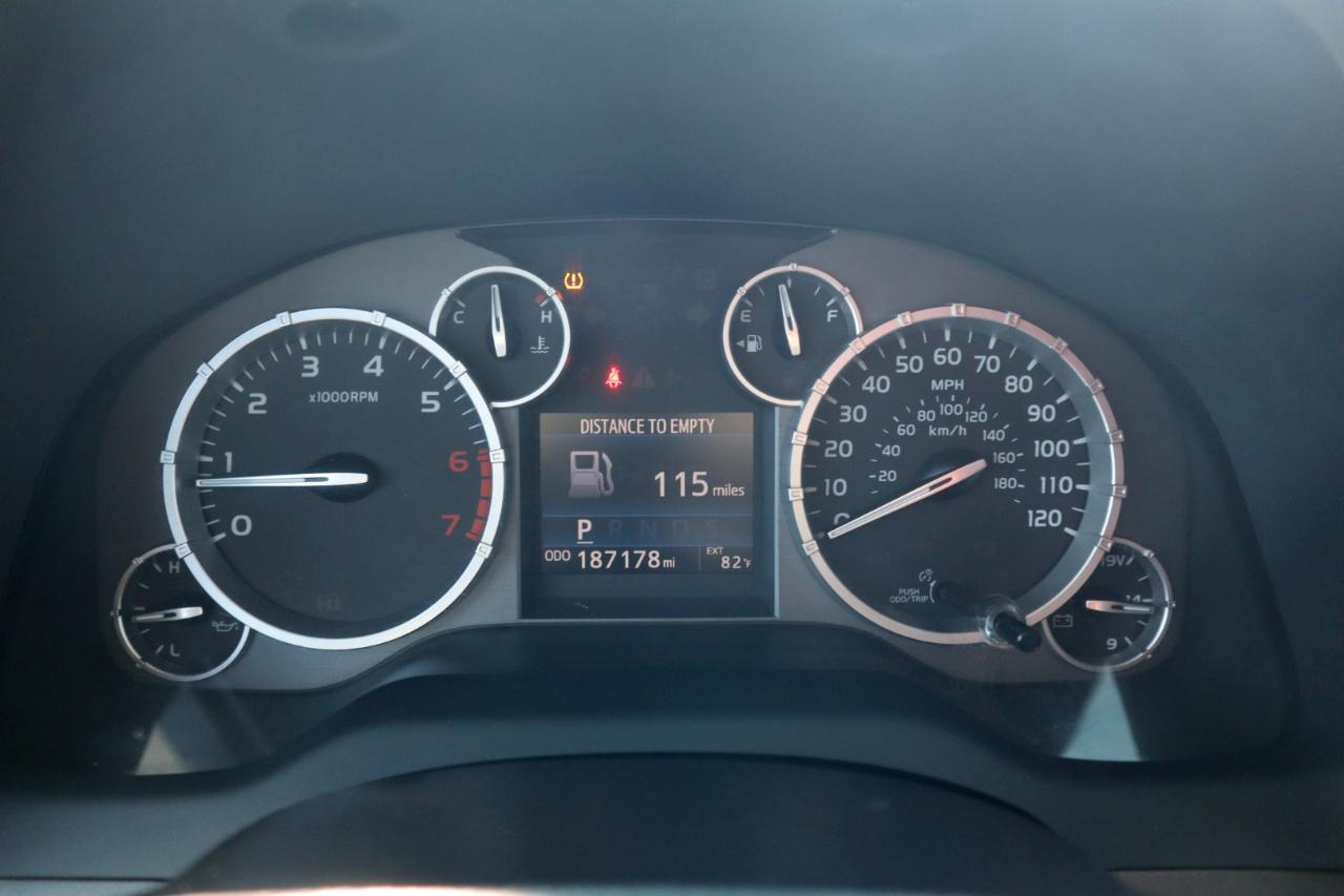 Toyota Tundra SR5 5.7L V8 Double Cab 4WD 2015