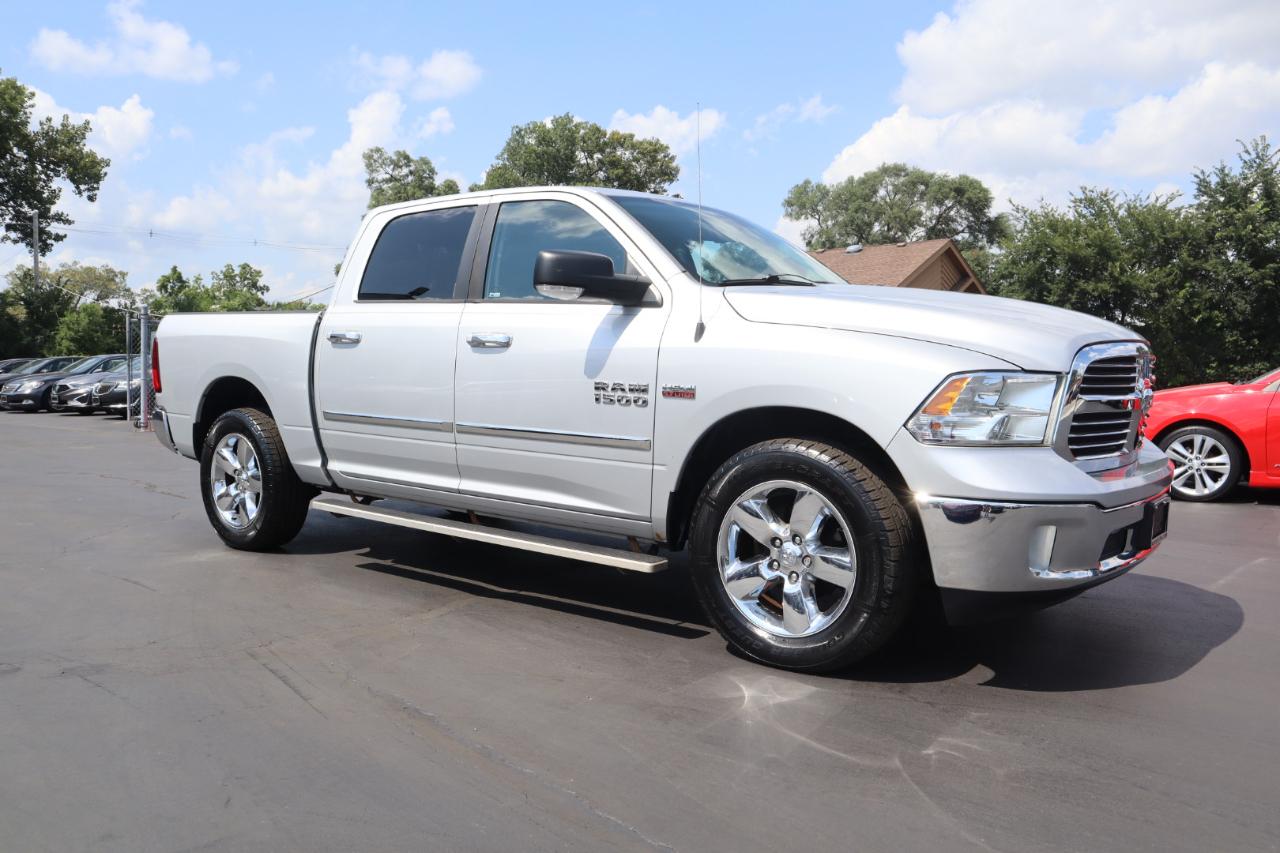 RAM 1500 SLT Crew Cab SWB 4WD 2014