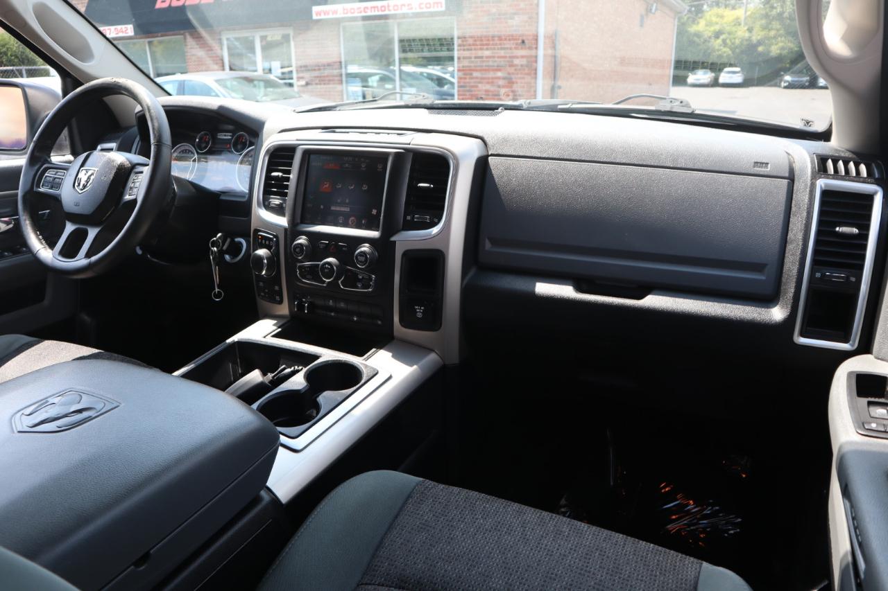 RAM 1500 SLT Crew Cab SWB 4WD 2014