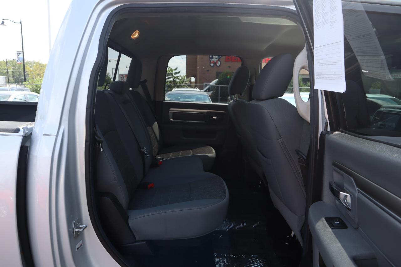 RAM 1500 SLT Crew Cab SWB 4WD 2014