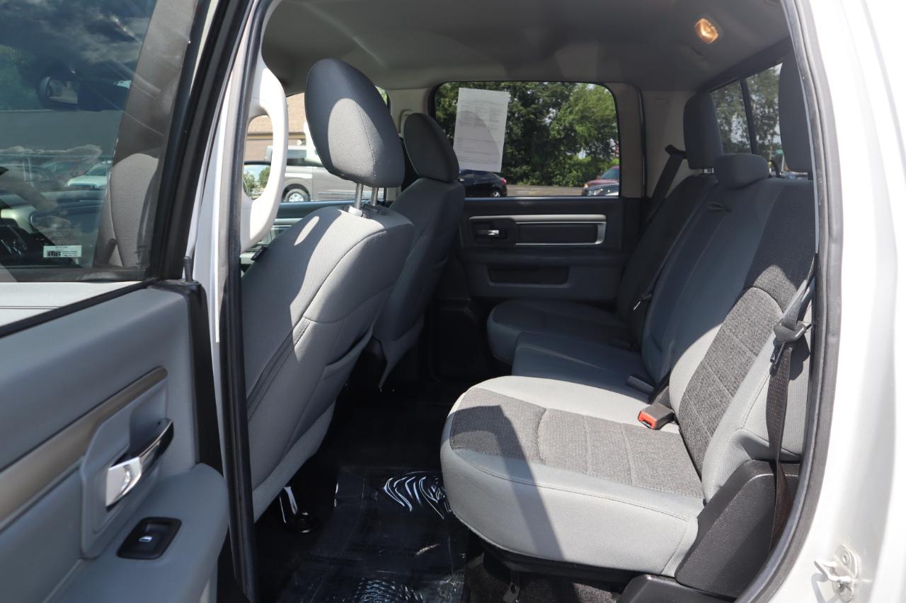 RAM 1500 SLT Crew Cab SWB 4WD 2014