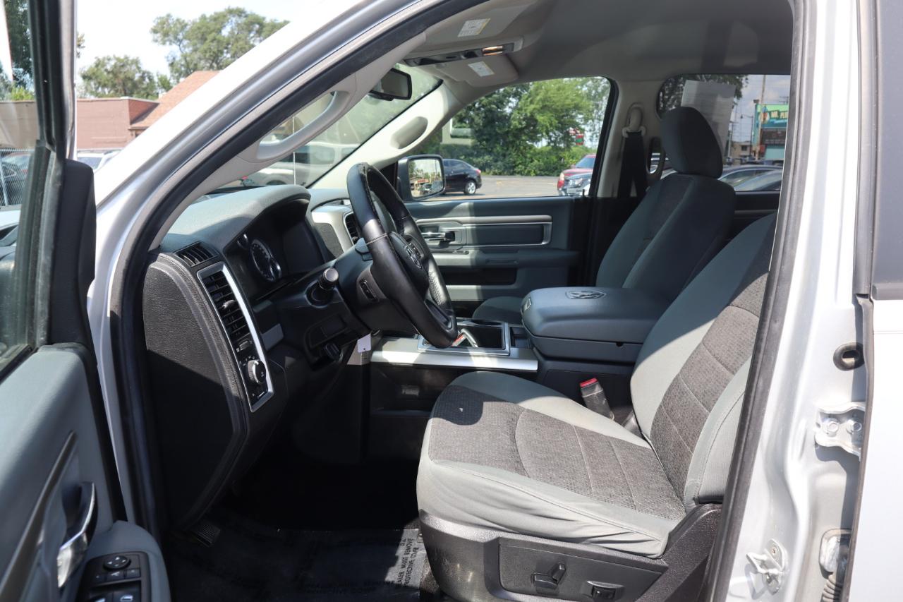 RAM 1500 SLT Crew Cab SWB 4WD 2014