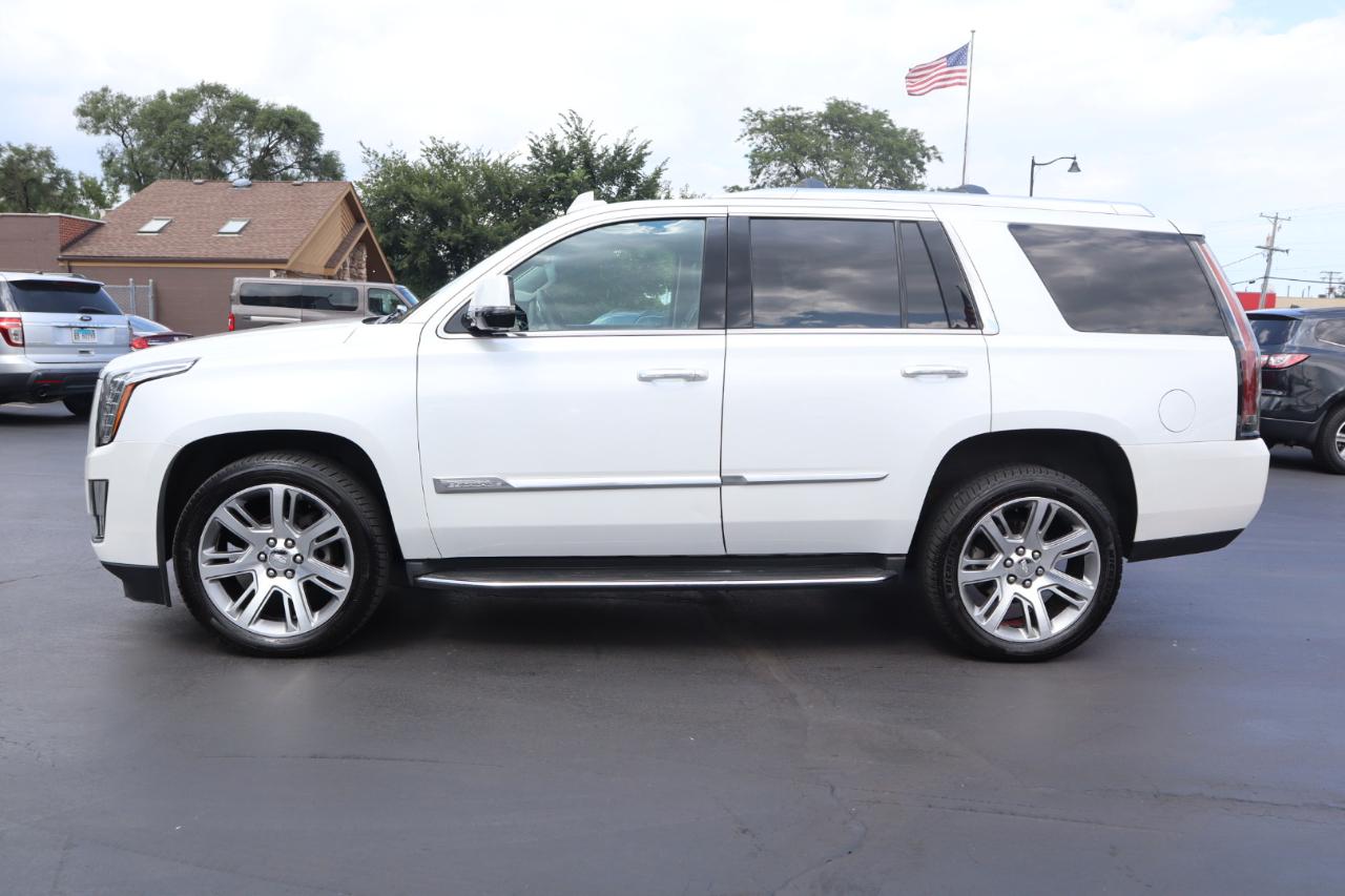 Cadillac Escalade Luxury 4WD 2016