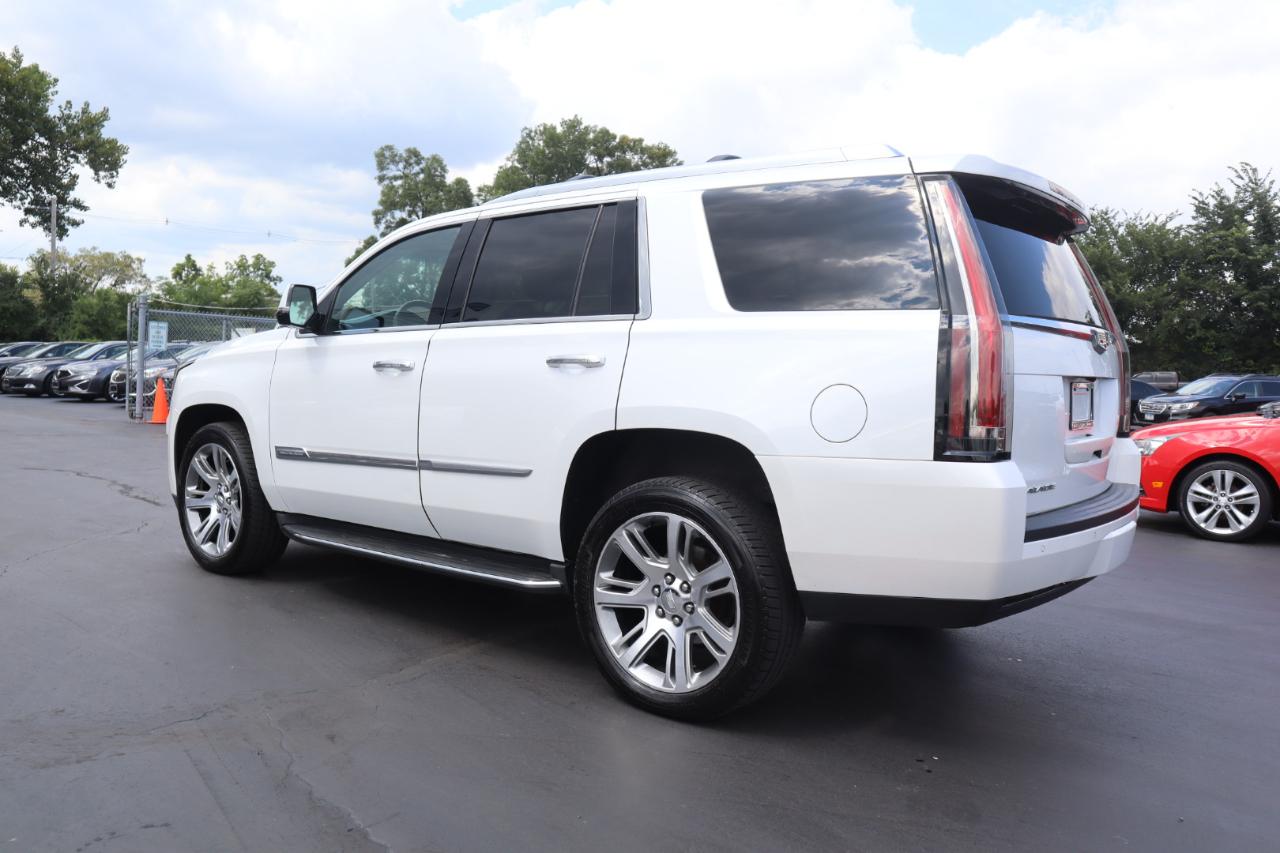 Cadillac Escalade Luxury 4WD 2016