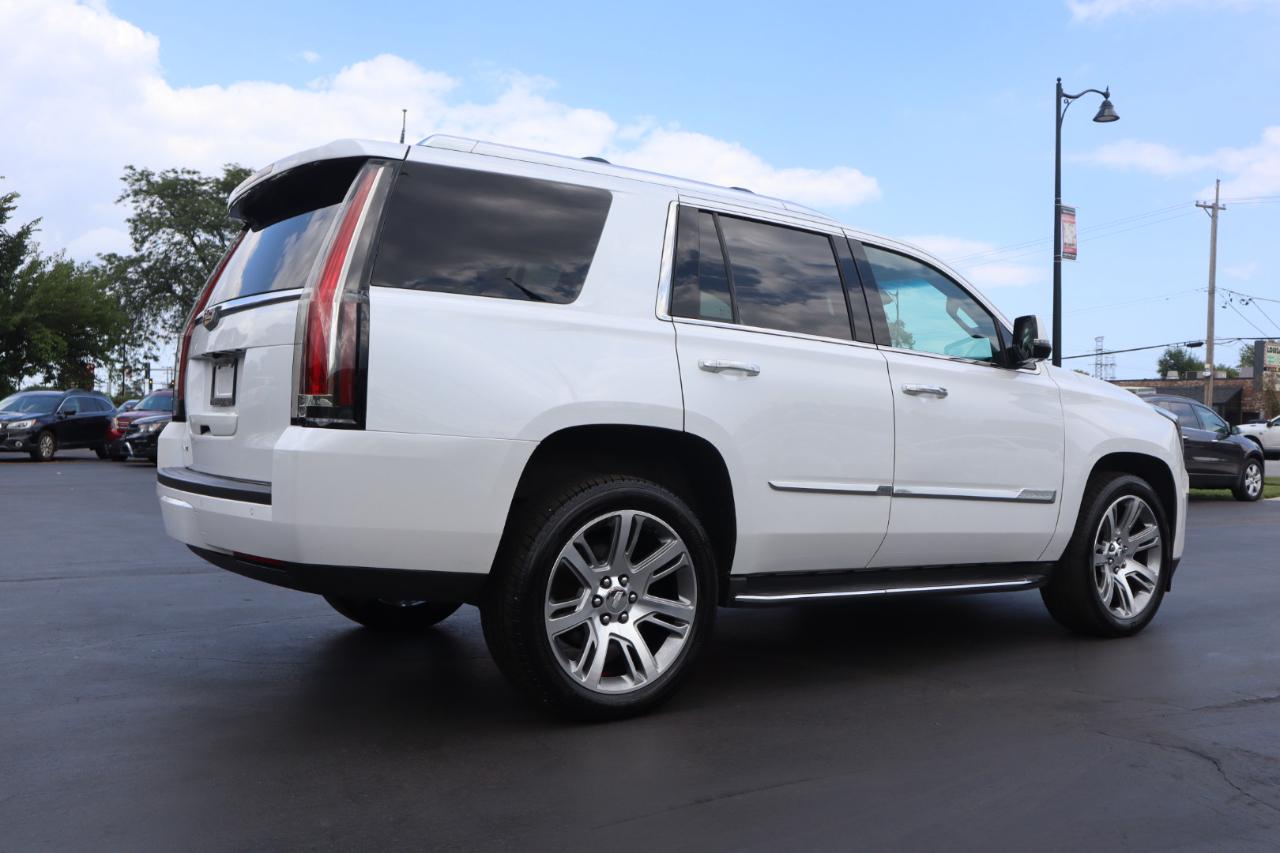Cadillac Escalade Luxury 4WD 2016