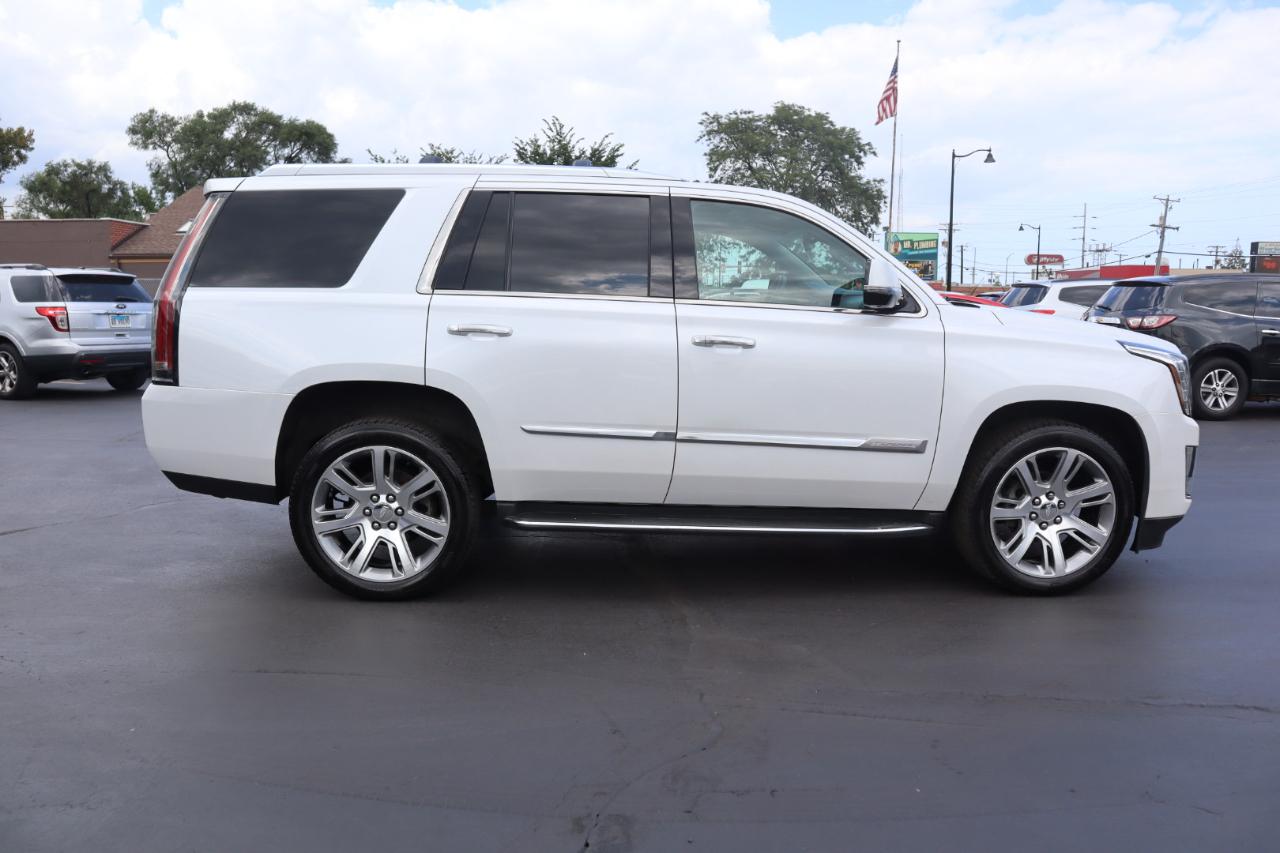 Cadillac Escalade Luxury 4WD 2016