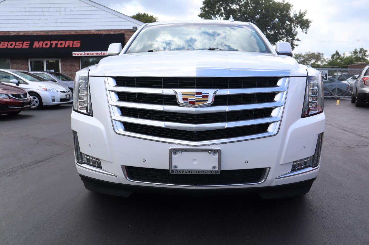 Cadillac Escalade Luxury 4WD 2016