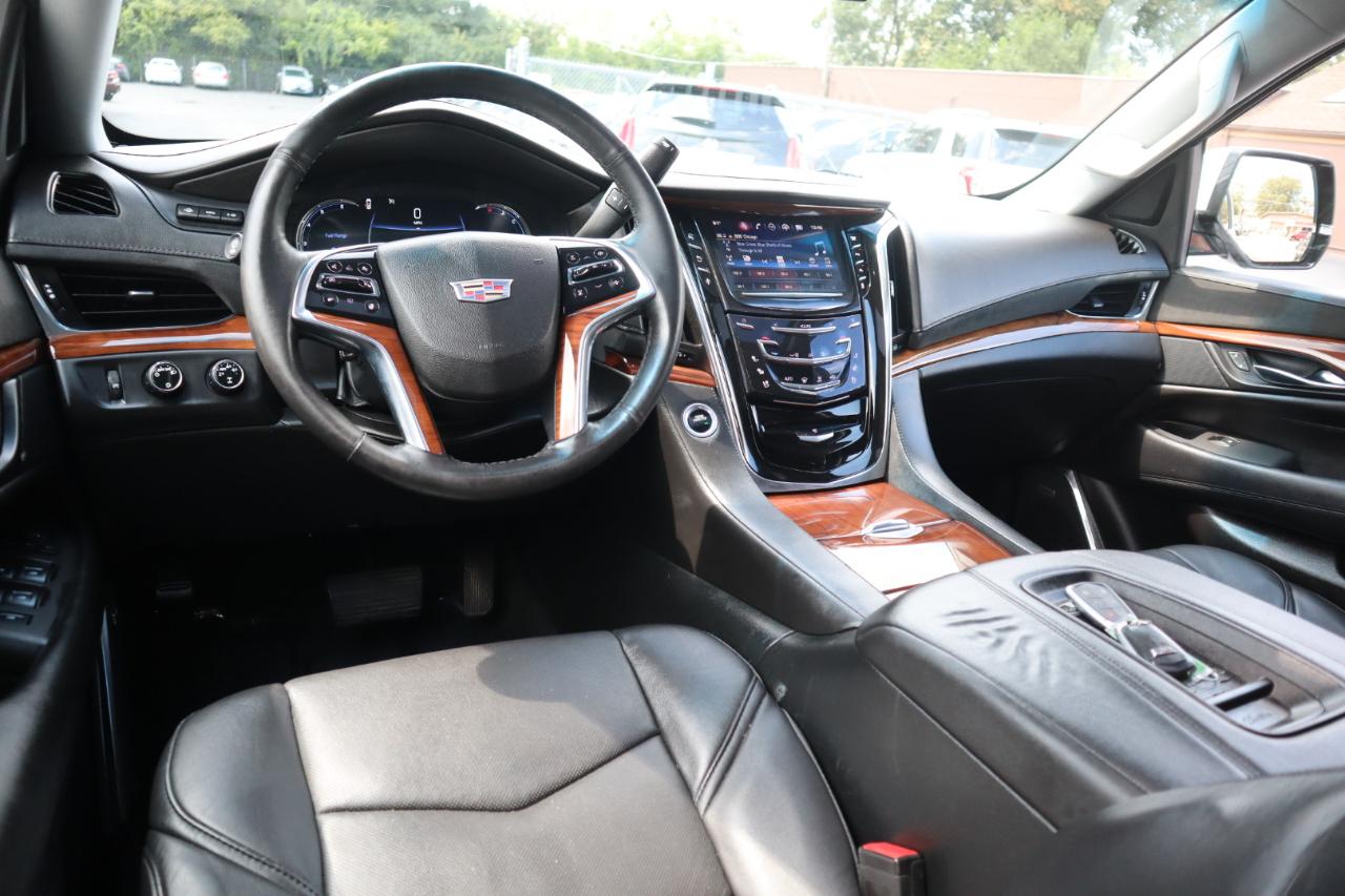 Cadillac Escalade Luxury 4WD 2016