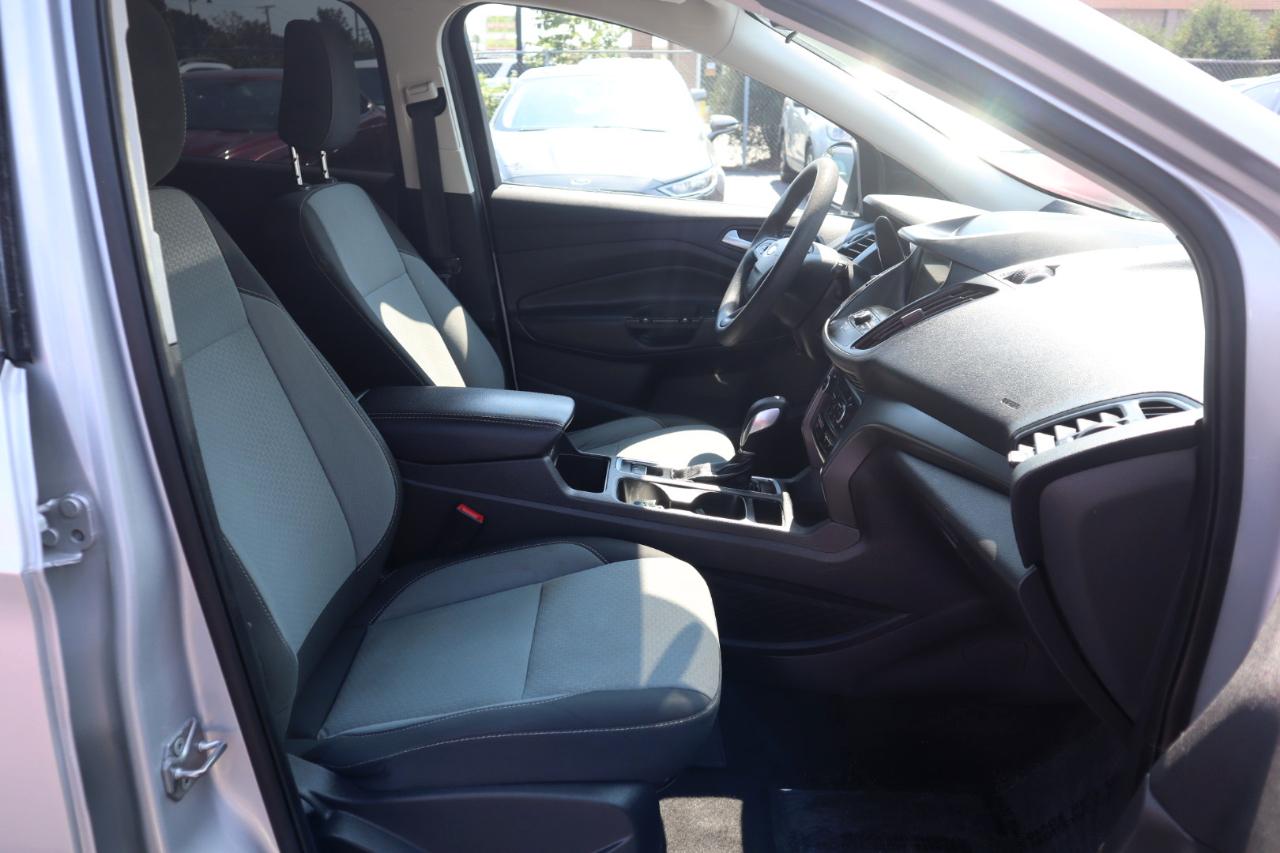 Ford Escape SE FWD 2019