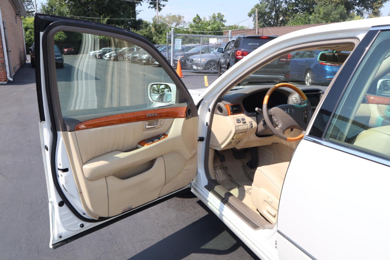 Lexus LS 430 Sedan 2005