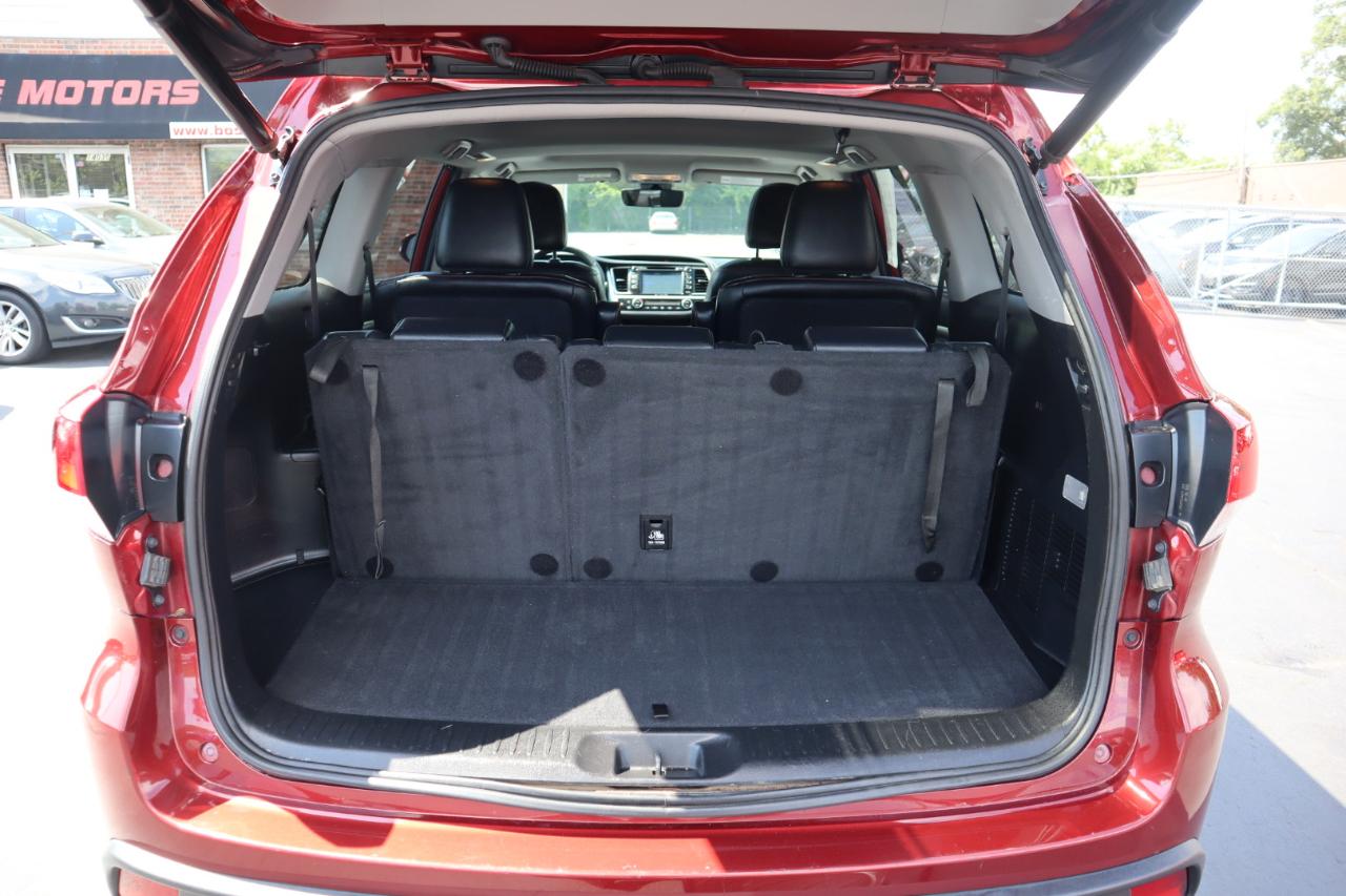 Toyota Highlander SE AWD V6 2019