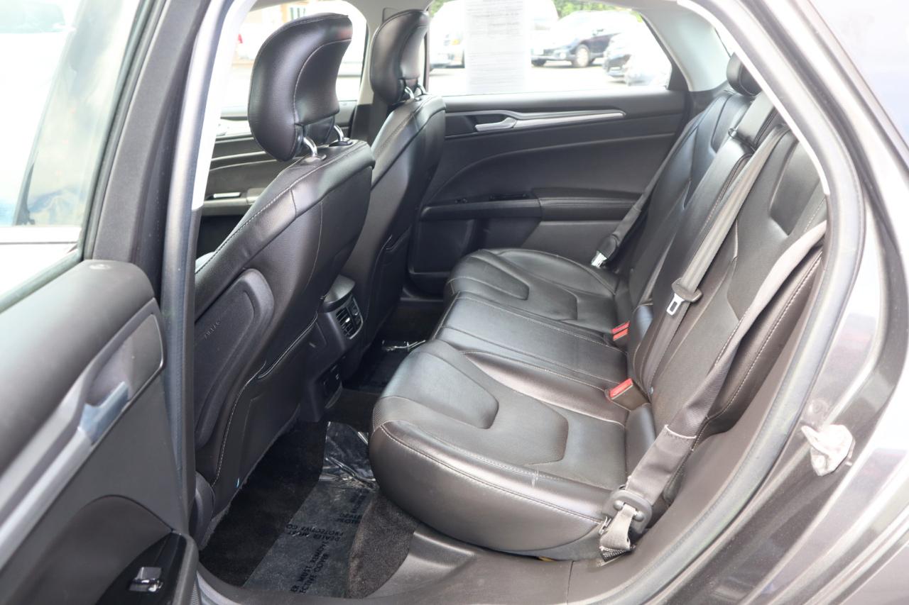 Ford Fusion Titanium 2015