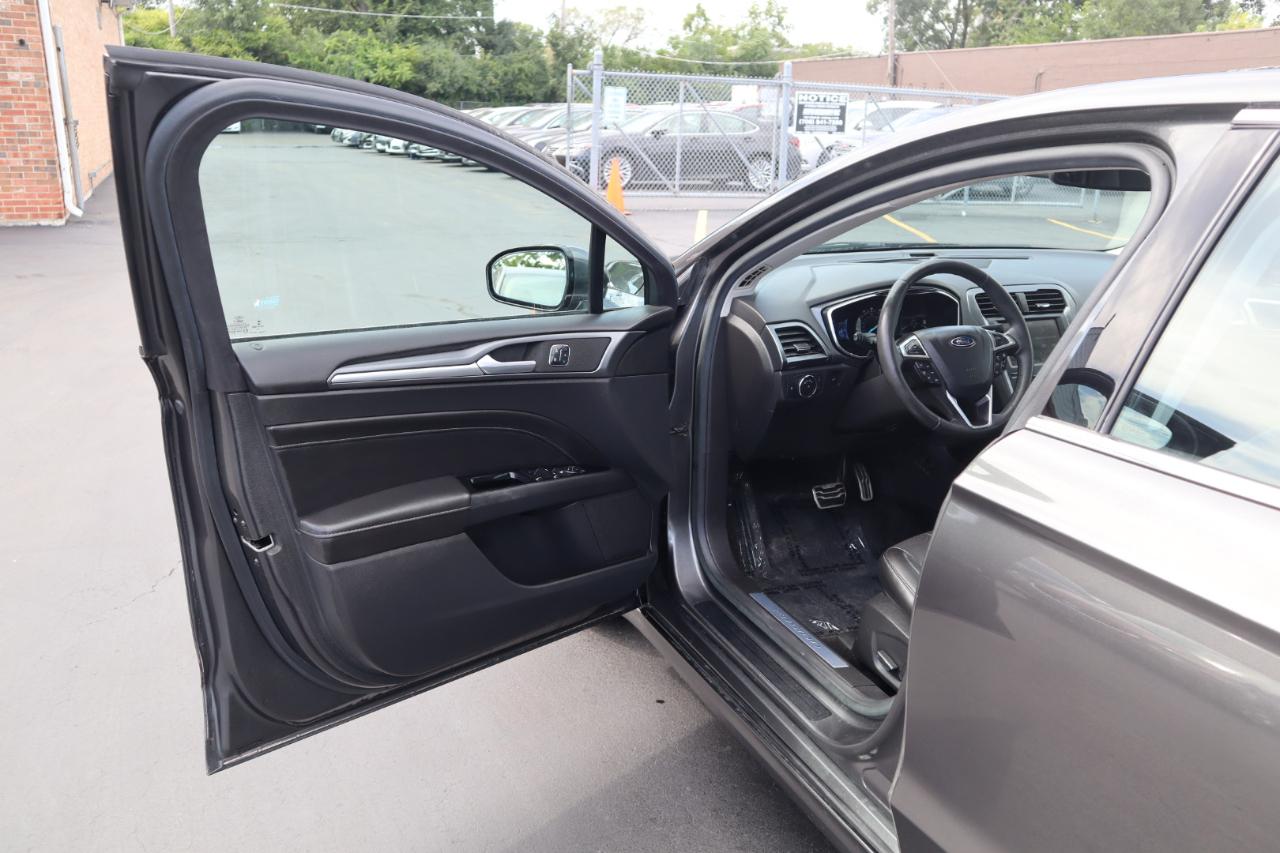 Ford Fusion Titanium 2015