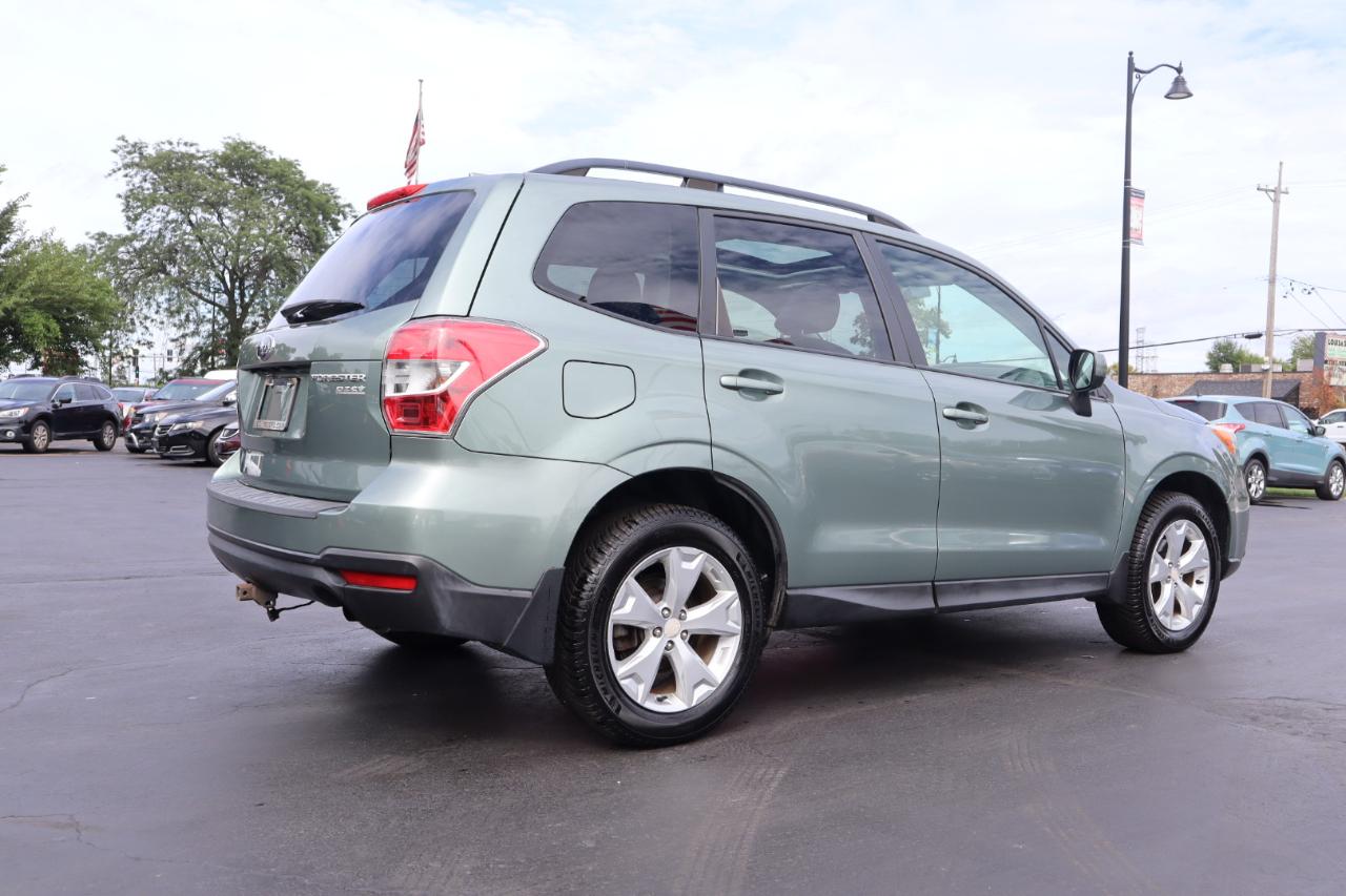 Subaru Forester 2.5i Premium PZEV CVT 2016