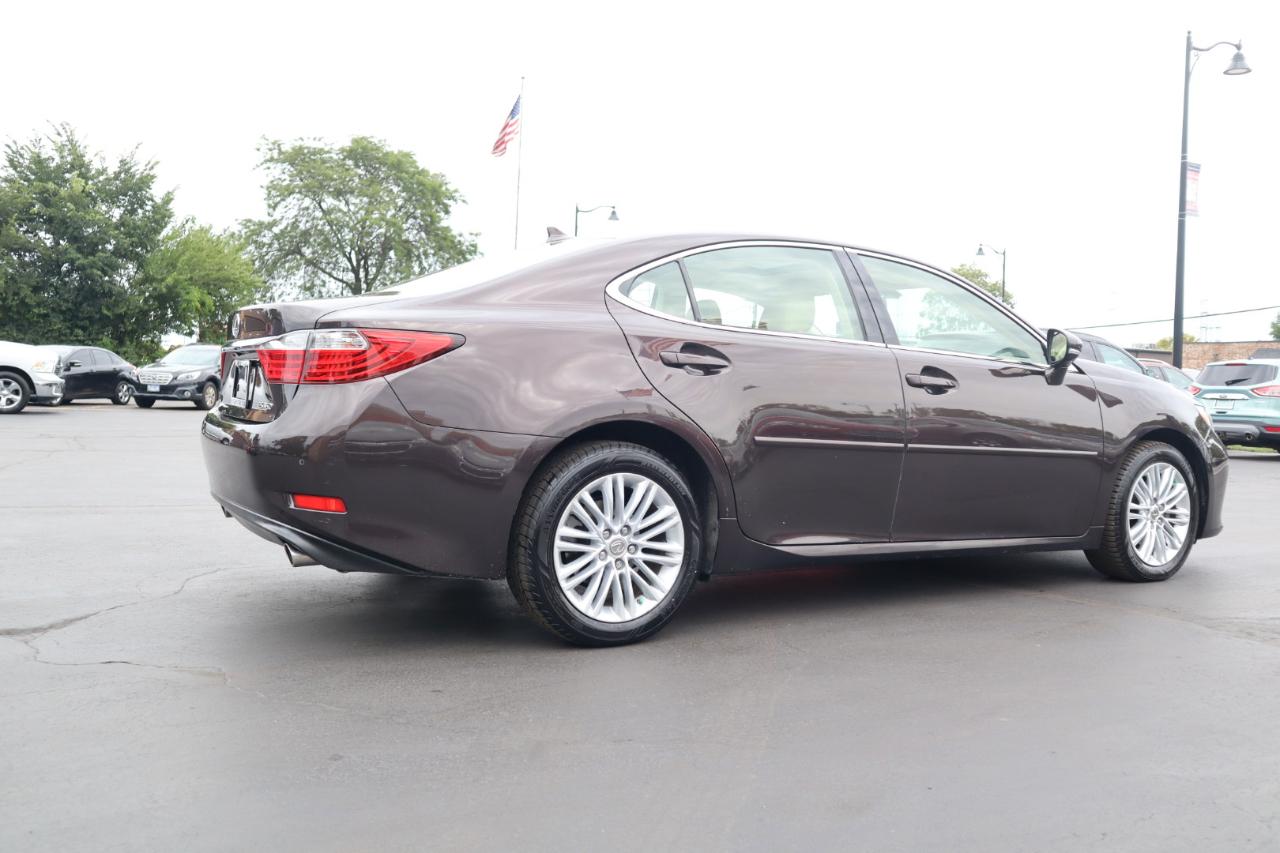 Lexus ES 350 Sedan 2013