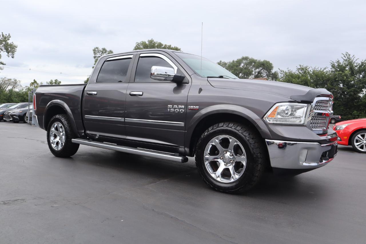 RAM 1500 Laramie Crew Cab SWB 4WD 2017