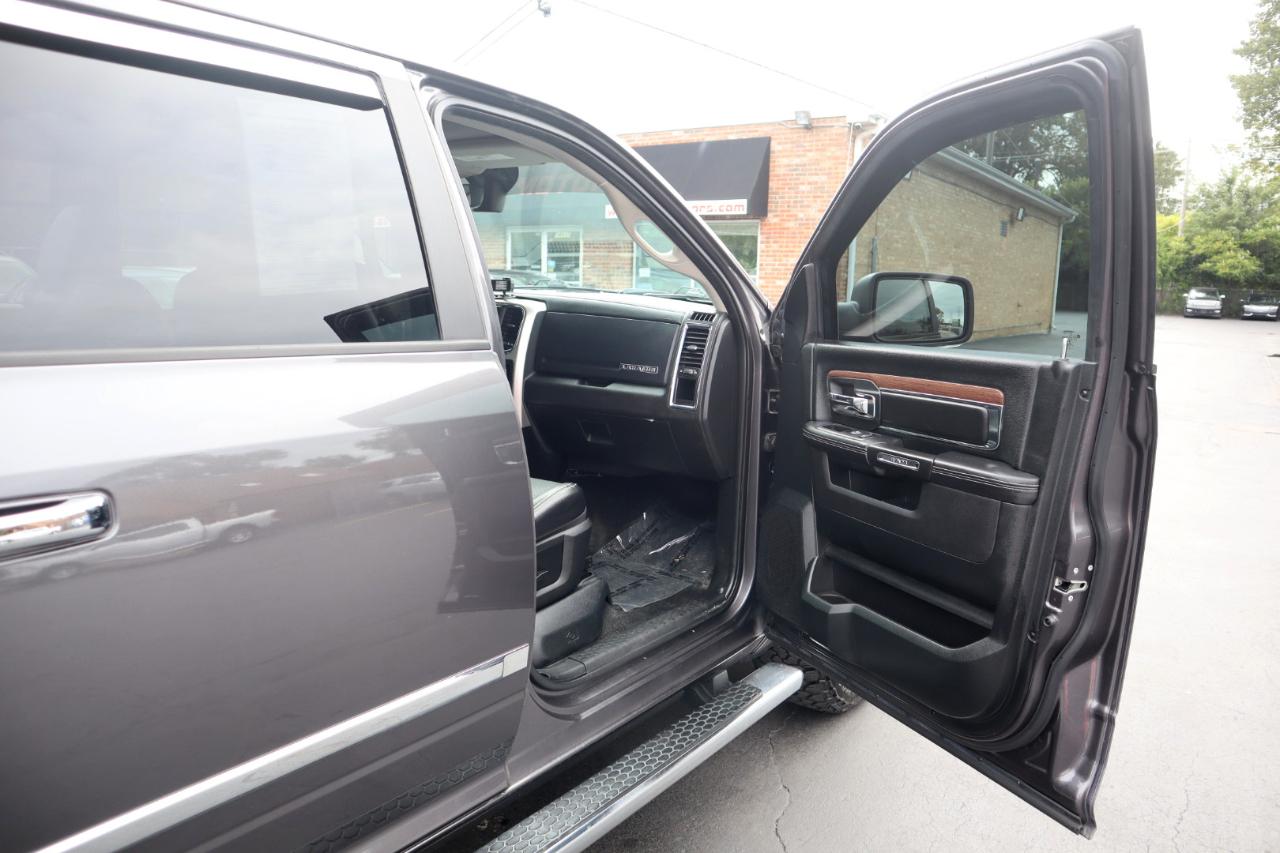 RAM 1500 Laramie Crew Cab SWB 4WD 2017