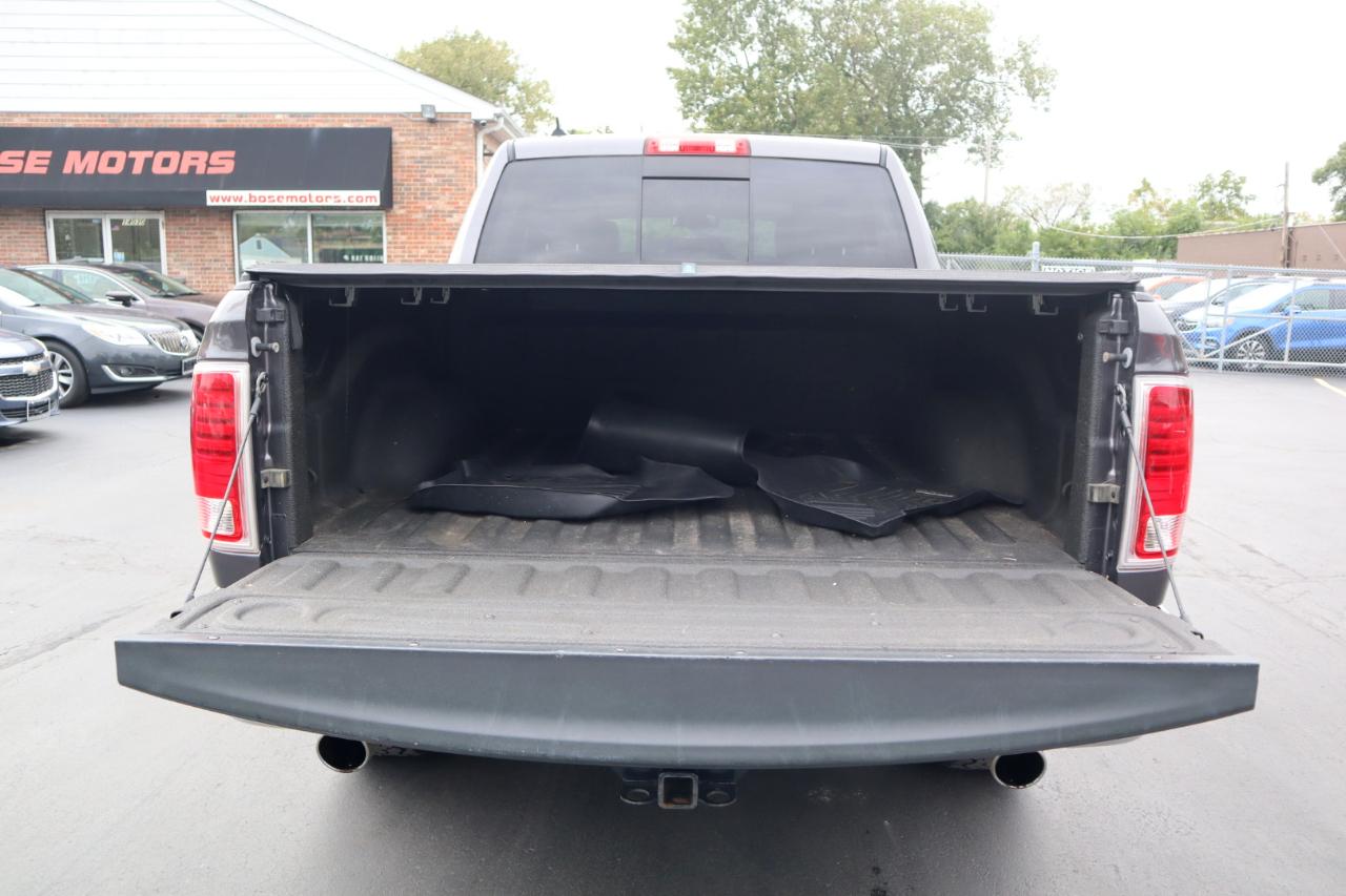 RAM 1500 Laramie Crew Cab SWB 4WD 2017
