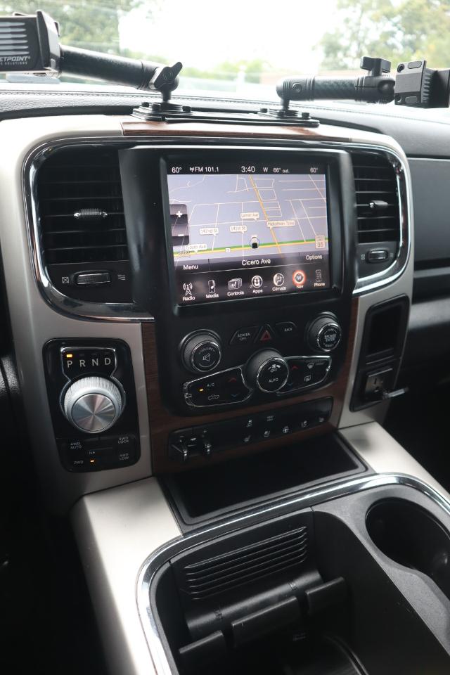 RAM 1500 Laramie Crew Cab SWB 4WD 2017