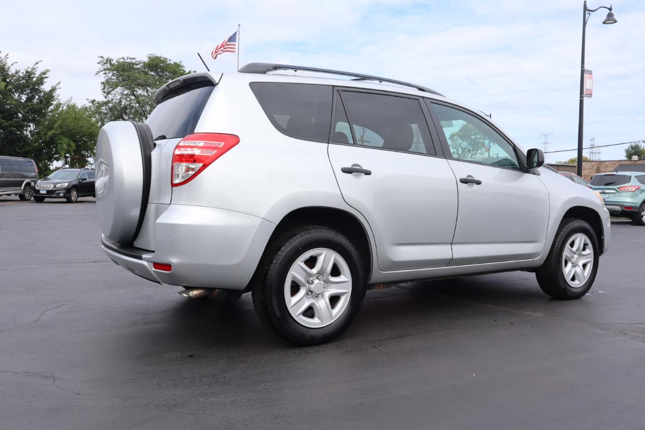 Toyota RAV4 Base I4 4WD 2012