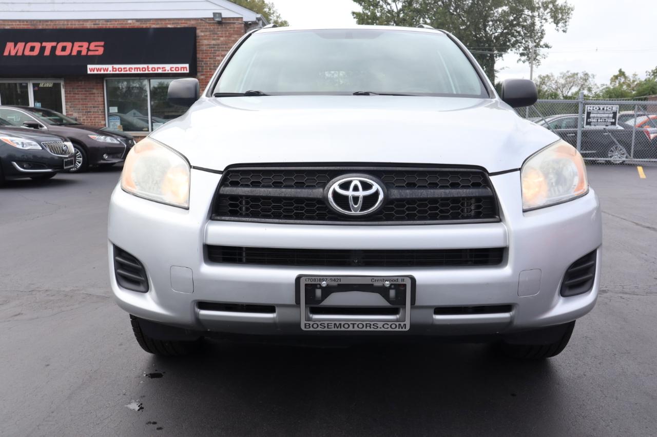 Toyota RAV4 Base I4 4WD 2012