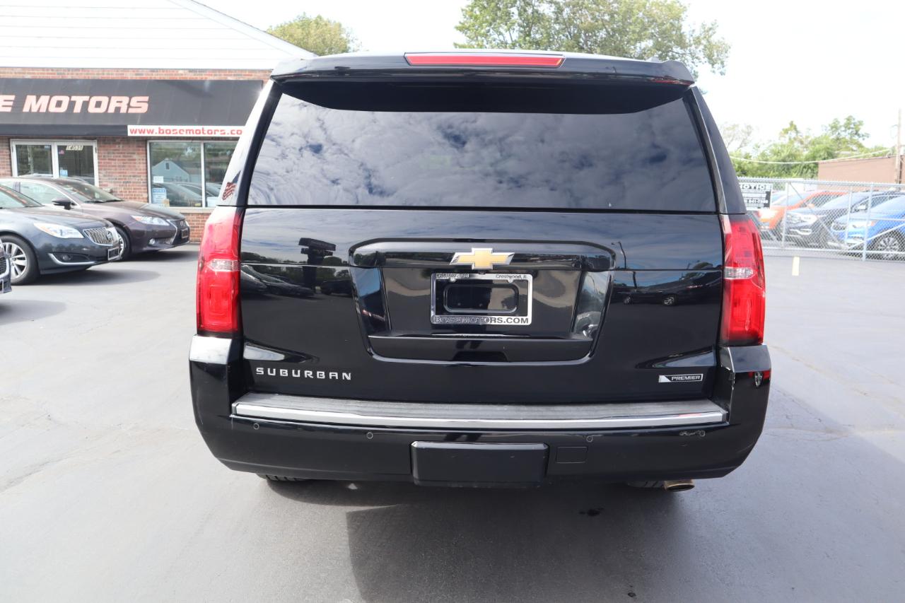 Chevrolet Suburban Premier 4WD 2017