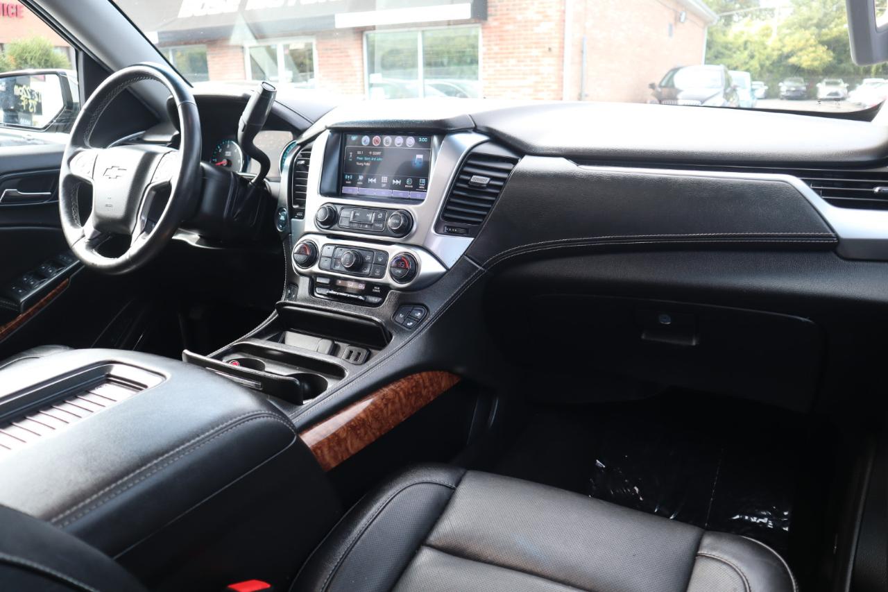 Chevrolet Suburban Premier 4WD 2017