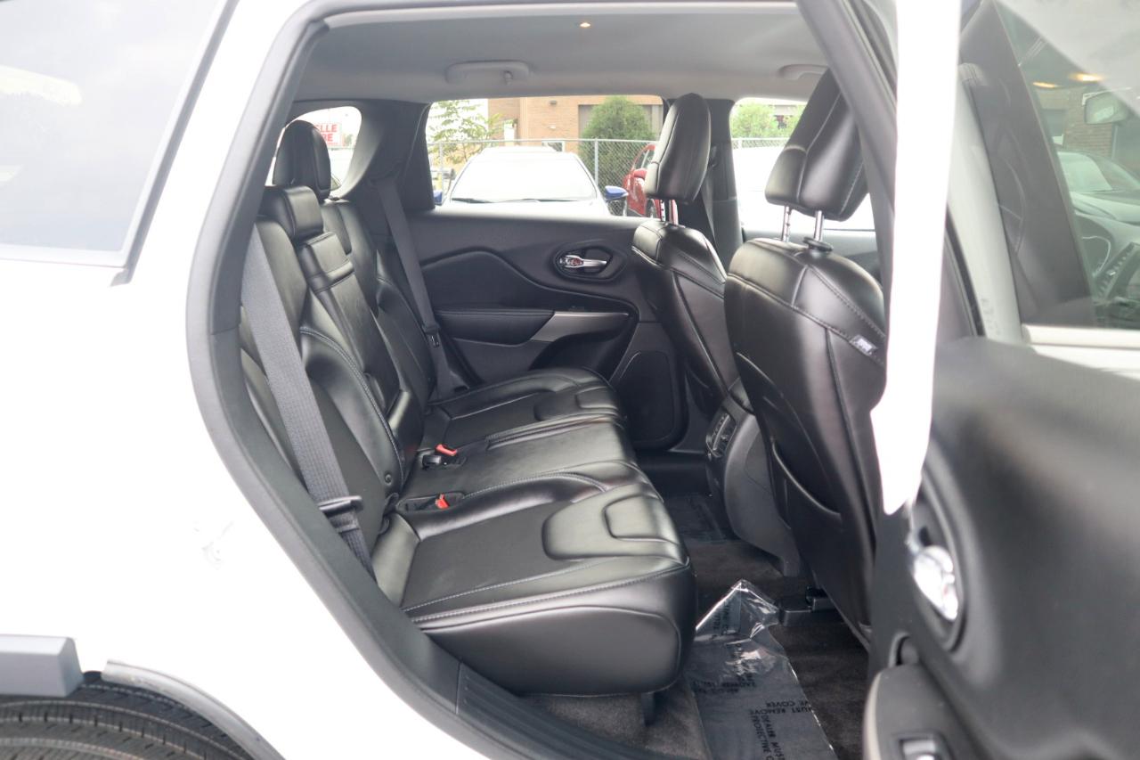 Jeep Cherokee Latitude Plus FWD 2019