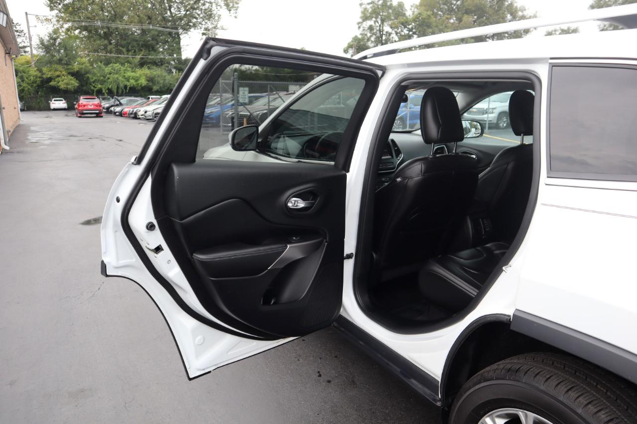 Jeep Cherokee Latitude Plus FWD 2019
