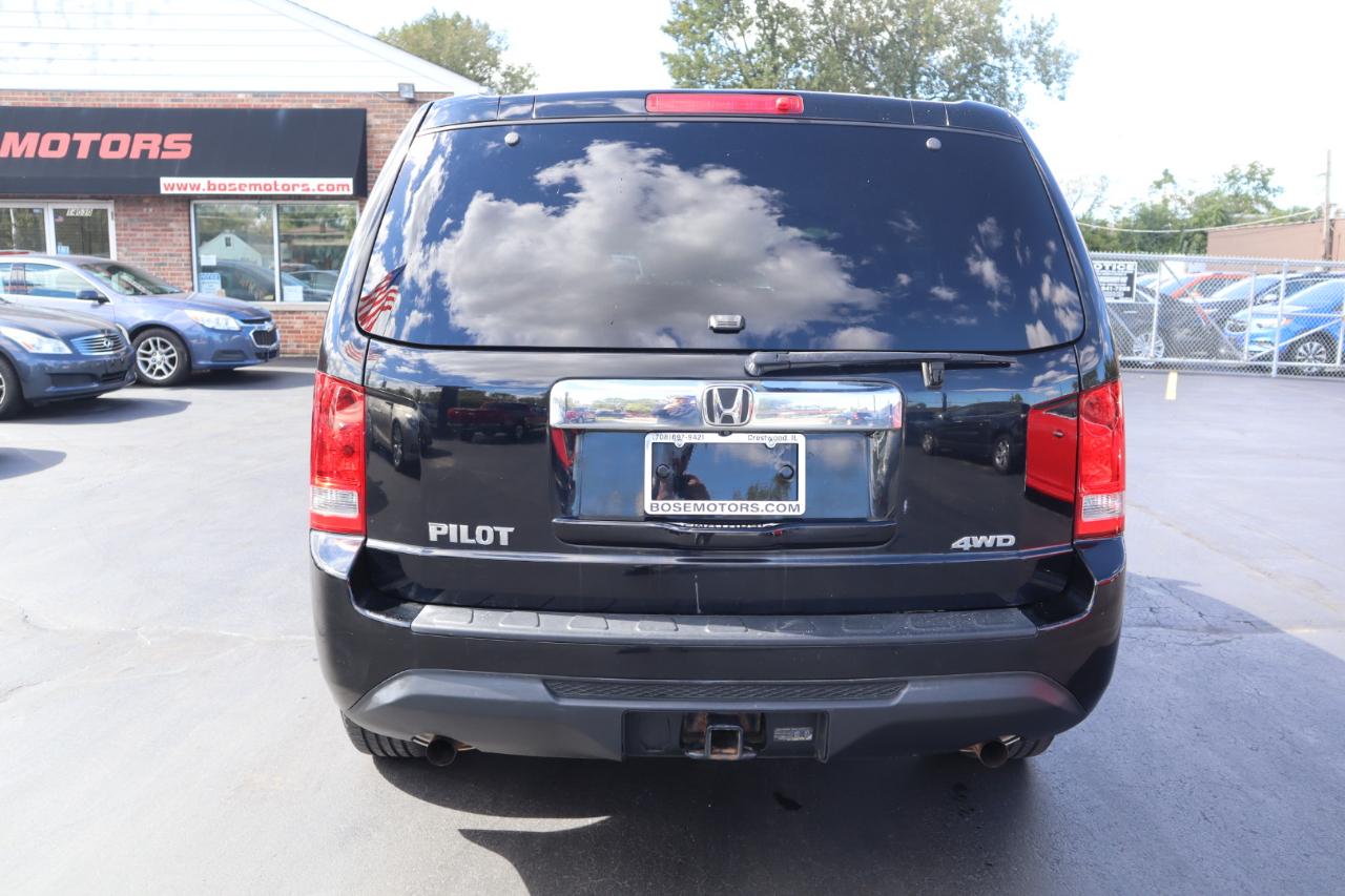 Honda Pilot LX 4WD 5-Spd AT 2015
